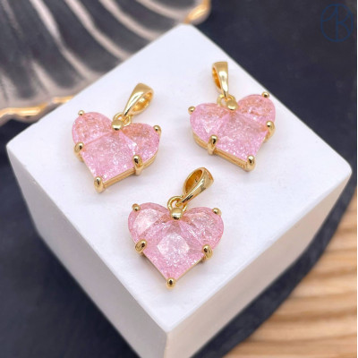 14х14 мм, Подвеска сердце розовый циркон с эффектом снежного кварца, цвет золото 