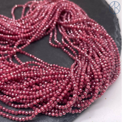 2 мм, Циркон огранка бордовый с эффектом снежного кварца (кубический цирконий, фианит) 