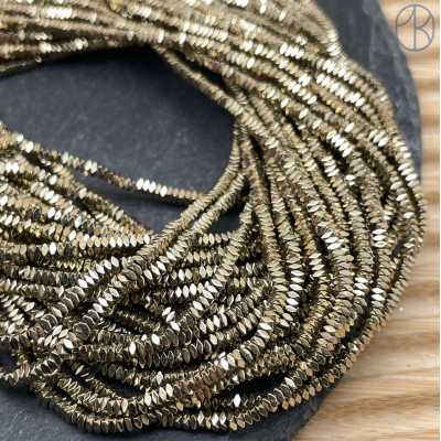 2 мм, Гематин имитация плоский квадрат темное золото