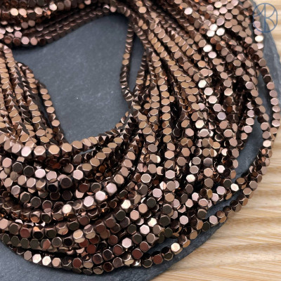 3 мм, Гематин имитация куб огранка коричневый