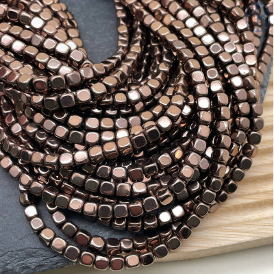 4 мм Гематин имитация, цвет коричневый, куб округленные стороны