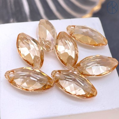 4228 Navette16 мм Crystal Golden Shadow