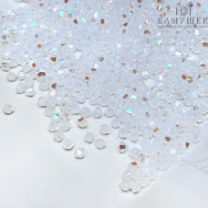 5328 Xilion Bicone 3mm White Opal Shimmer уп. 20шт.