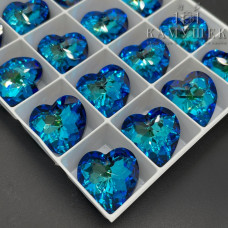6215 Classic Heart Pendant 18mm Crystal Bermuda Blue (BB)