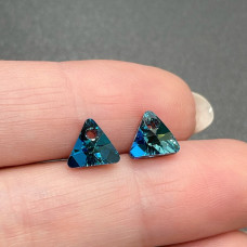 6628 XILION Triangle 8мм Crystal Bermuda Blue P