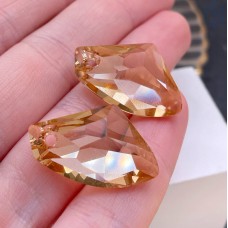 6656 Galactic 26 mm Crystal Golden Shadow 6656 Galactic 26 mm Crystal Golden Shadow