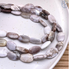 Агат бамбуковый овал 18х12 мм