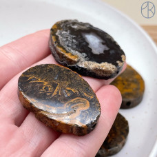 Агат овал 26х37 мм штучно