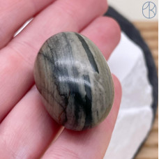 Агат серо-зеленый кусок 3х2 см