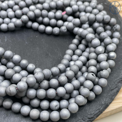 Агат серый тонированный с друзой 6 мм