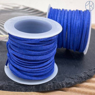 Бархатный (замшевый) шнур синий 2,5х1,5 мм