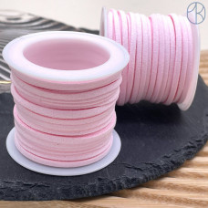 Бархатный (замшевый) шнур светло-розовый 2,5х1,5 мм