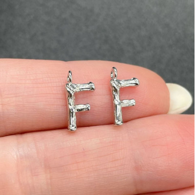 Буква веточка F, цвет серебро 12 мм