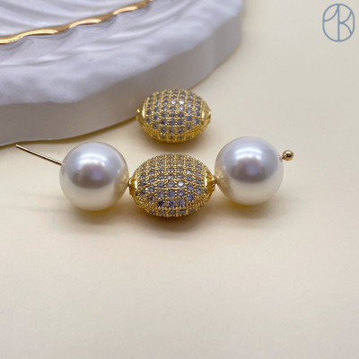 Бусина цирконы, цвет золото 15х9 мм 