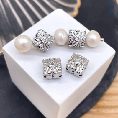 Бусина цветок циркон, цвет серебро 8 мм