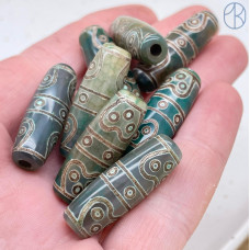 Бусина Дзи 17 глаз серо-зеленая бочонок 30*11 мм