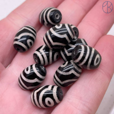 Бусина Дзи 2 глаза черно-белый бочонок уп.5 шт 10х15 мм