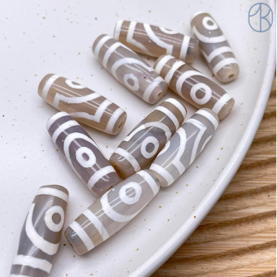 Бусина Дзи 2 глаза серо-белый бочонок 30х11 мм