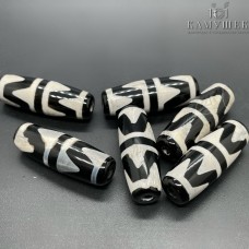 Бусина Дзи 2-й Тигриный Клык черно-белый бочонок 30*10мм