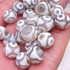 Бусина Дзи 3 глаза серо-белый шар уп. 5шт 10 мм