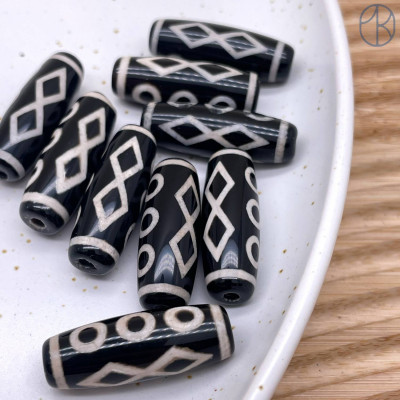 Бусина Дзи 6 глаз черно-белый бочонок №1 30х10 мм