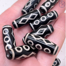 Бусина Дзи 6 глаз черно-белый бочонок №1 30х10 мм