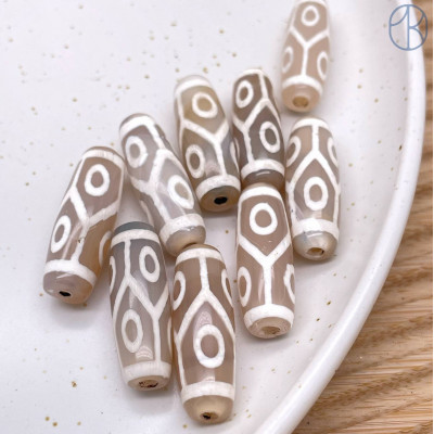 Бусина Дзи 6 глаз и черепаший панцирь серо-белый бочонок 30х11 мм