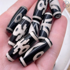 Бусина Дзи Большой человек черно-белый бочонок 30х11 мм