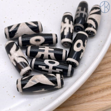 Бусина Дзи Большой человек черно-белыйй бочонок 30х11 мм