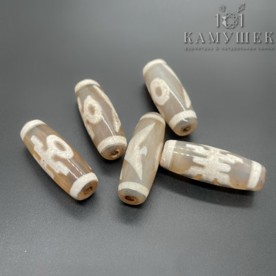 Бусина Дзи Большой человек серо-белый бочонок 30х11 мм