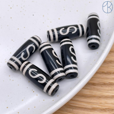 Бусина Дзи Денежный крючок черно-белый бочонок №1 30х11 мм