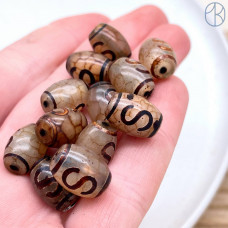 Бусина Дзи Денежный крючок серо-коричневый бочонок уп. 5 шт 10х14 мм