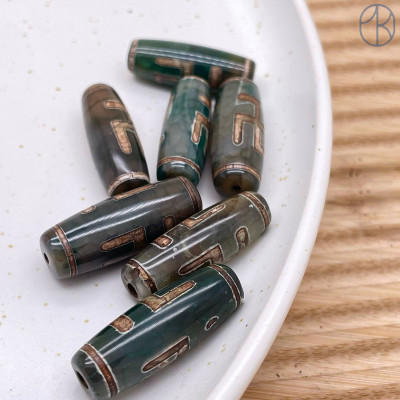 Бусина Дзи Хоту серо-зеленый бочонок 30х11 мм