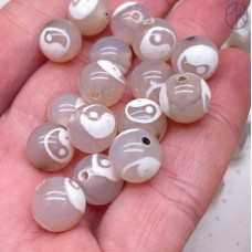 Бусина Дзи Инь-Янь серо-белый шар уп. 5шт 10 мм