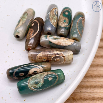 Бусина Дзи Инь-Янь серо-зеленый бочонок 30х11 мм