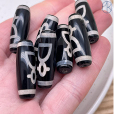 Бусина Дзи Кубера черно-белый бочонок 30х11 мм