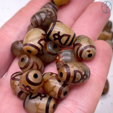 Бусина Дзи Кубера серо-коричневый бочонок уп. 5 шт 14х10 мм