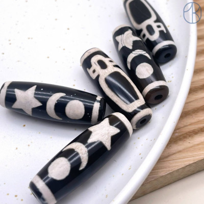 Бусина Дзи Кубера, Звезда и Луна черно-белый бочонок 40х14 мм