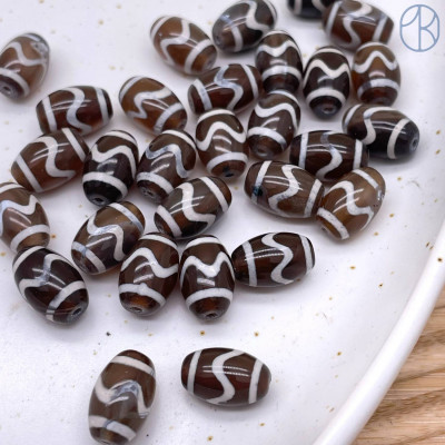 Бусина Дзи Волна черно-белый бочонок уп. 5шт 12х8 мм