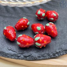 Бусина, клубника красная 15 мм