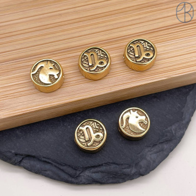 Бусина Козерог сталь, цвет золото 10 мм