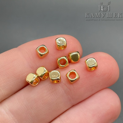 Бусина куб, цвет золото 4 м