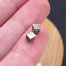 Бусина куб сталь 3 мм, цвет серебро Бусина куб сталь 3 мм, цвет серебро
