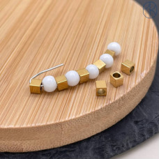 Бусина куб сталь 3 мм, цвет золото 18К Бусина куб сталь 3 мм, цвет золото 18К