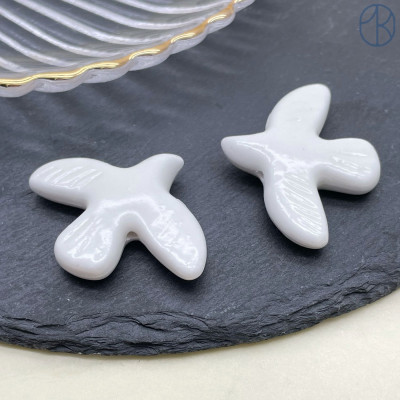 Бусина птица, керамика, цвет белый 40х30 мм