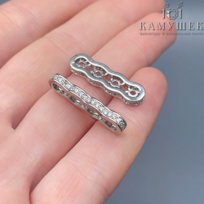 Бусина разделитель 4 ряда цирконы, цвет серебро 25х7 мм