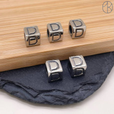 Бусина сталь куб буква D, цвет серебро 8 мм