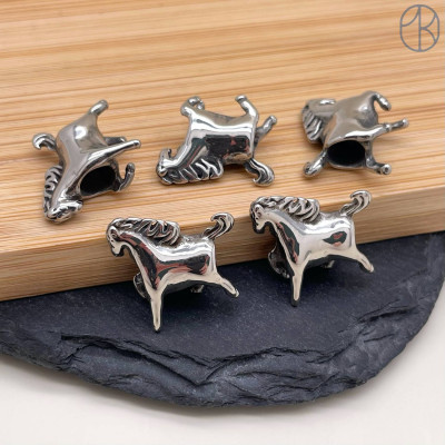 Бусина сталь лошадь, цвет серебро 14 мм