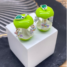 Бусина яблоко и лошадки зеленая эмаль 23х18 мм 