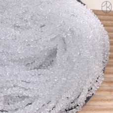 Чешское стекло №01 4 мм треугольник